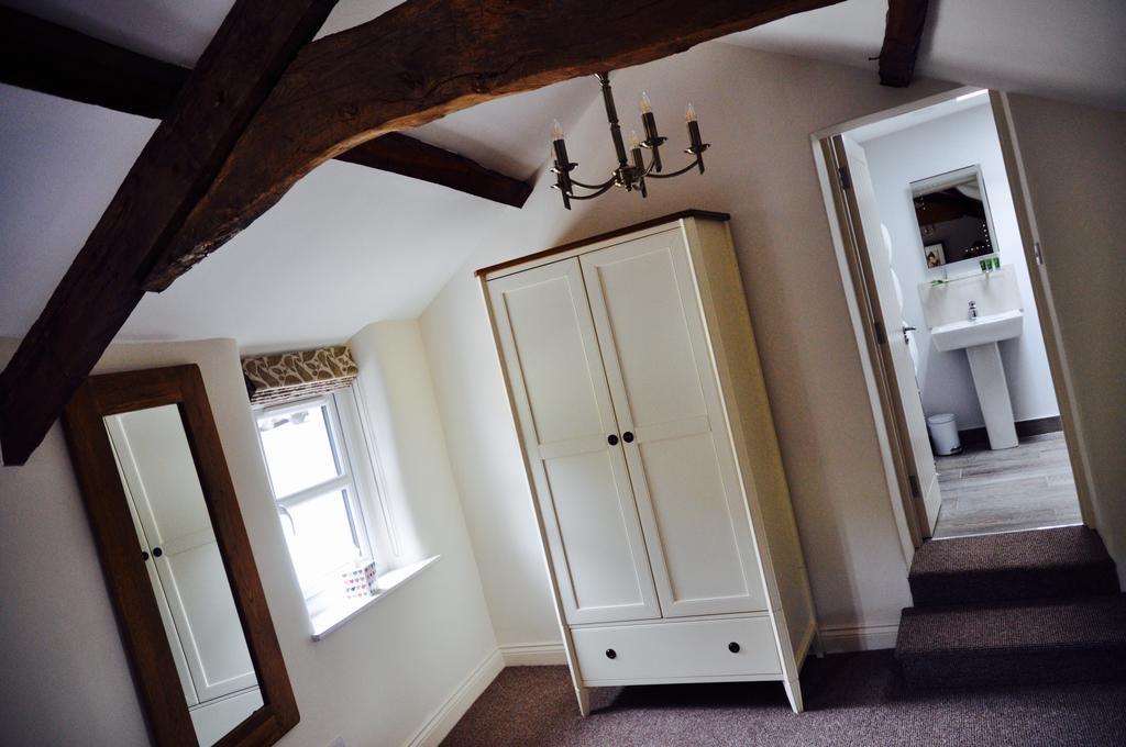 Pyne Arms Bed and Breakfast Barnstaple Exteriör bild